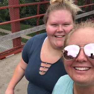 Meet your Posher, Nicole